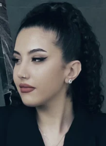 جراحی بینی نیمه فانتزی